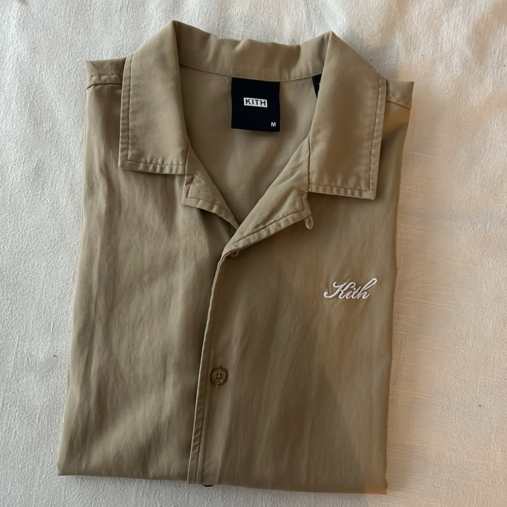 Kith Short Sleeve Button Down; Tan; Size M